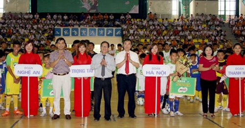 Khai mạc Giải bóng đá Hội khỏe Phù đổng học sinh tiểu học và trung học cơ sở toàn quốc - khu vực II